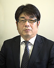 代表取締役 岩崎 博次 写真